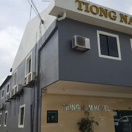 Tiong Nam Hotel Pasir Gudang Εξωτερικό φωτογραφία